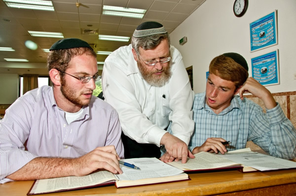 Rav Yammer with Chavruta